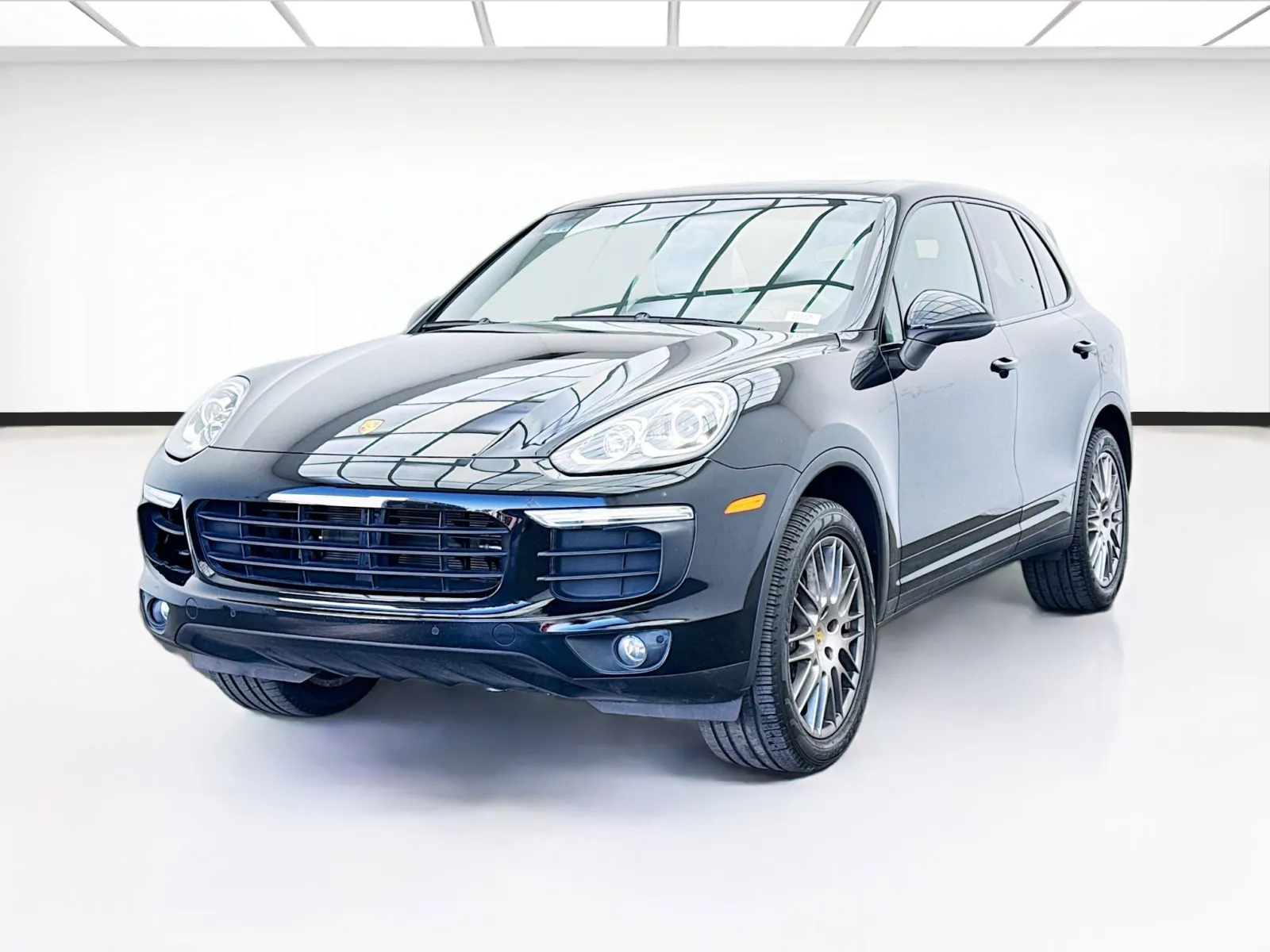 Black 2016 Porsche Cayenne for sale in Bellflower, CA