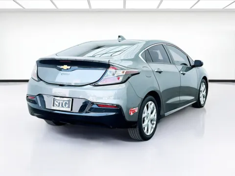 More photos of 2017 Chevrolet Volt Premier at STG Bellflower, CA