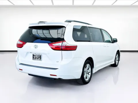 More photos of 2019 Toyota Sienna L 7 Passenger at STG Bellflower, CA