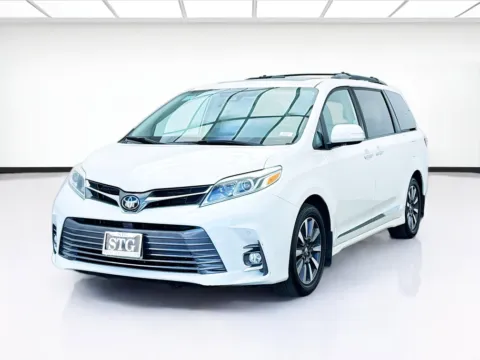 White 2020 Toyota Sienna Limited for sale in Bellflower, CA