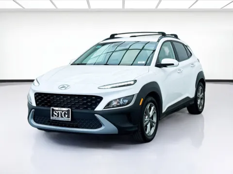 White 2023 Hyundai Kona SEL for sale in Bellflower, CA