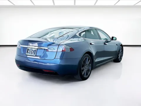 More photos of 2021 Tesla Model S Long Range at STG Bellflower, CA