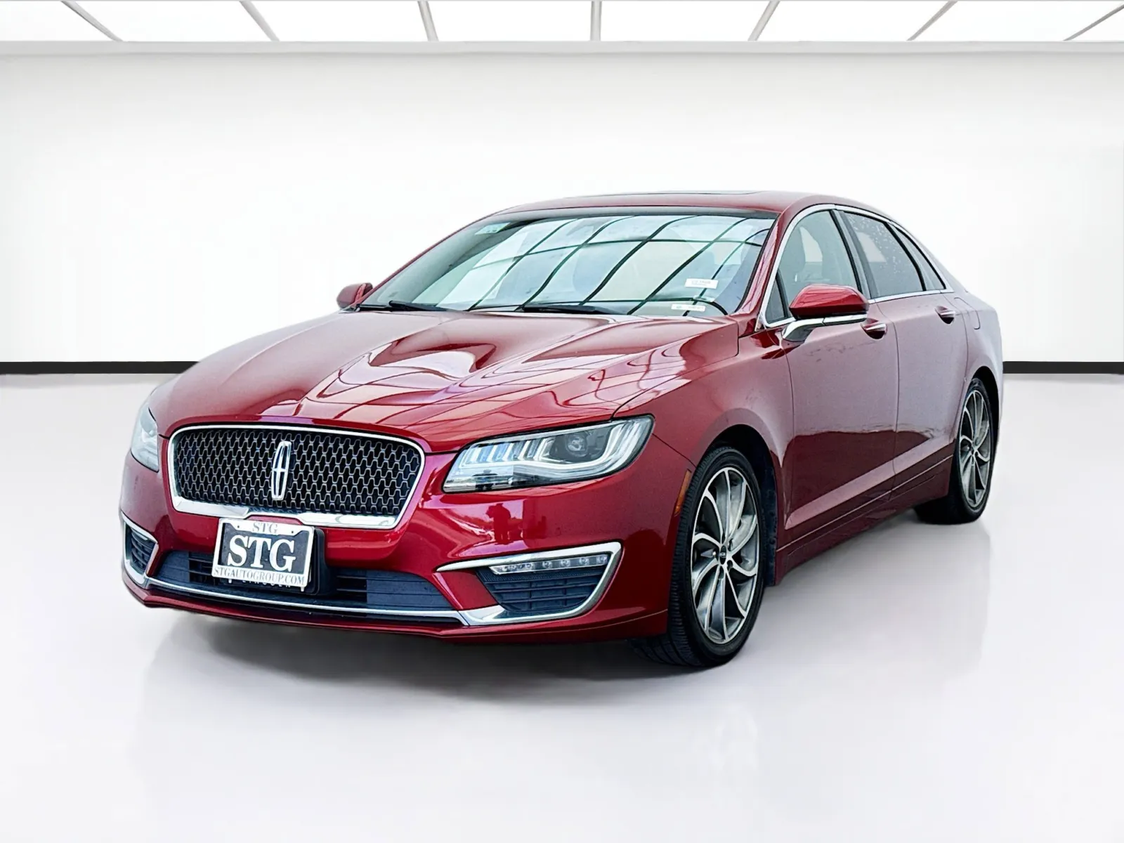 Red 2019 Lincoln MKZ Hybrid Reserve for sale in Bellflower, CA