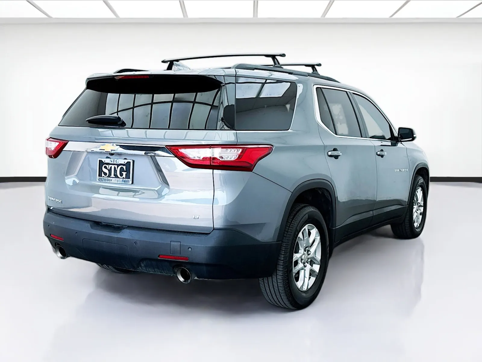 2019 Chevrolet Traverse 3LT photo 2