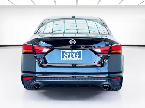 More photos of 2022 Nissan Altima 2.5 SR at STG Bellflower, CA