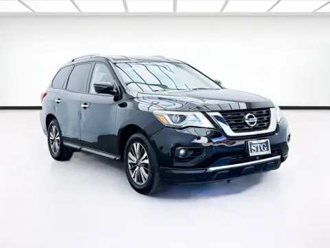 Another view of 2018 Nissan Pathfinder SL for sale in Bellflower, CA at STG Bellflower