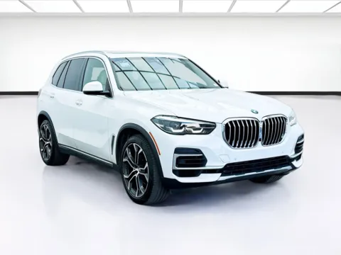 Another view of 2022 BMW X5 sDrive40i for sale in Bellflower, CA at STG Bellflower