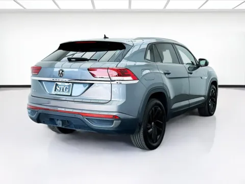 More photos of 2023 Volkswagen Atlas Cross Sport 3.6L V6 SE w/Technology at STG Bellflower, CA