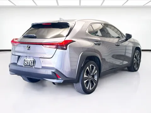 More photos of 2021 Lexus UX 200 Base at STG Bellflower, CA