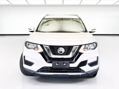Photos of 2020 Nissan Rogue SV for sale in Bellflower, CA at STG Bellflower