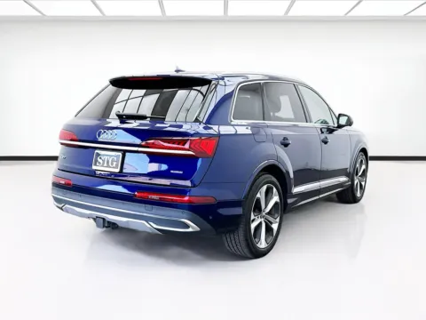 More photos of 2020 Audi Q7 55 Prestige quattro at STG Bellflower, CA