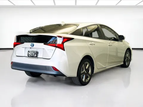 More photos of 2019 Toyota Prius XLE at STG Bellflower, CA