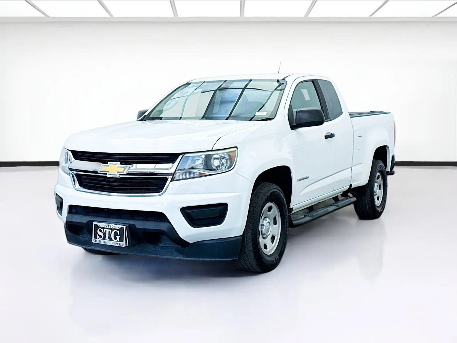 White 2017 Chevrolet Colorado Work Truck V6 for sale in Bellflower, CA