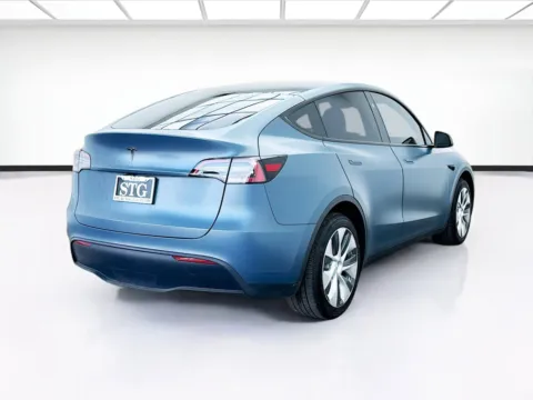More photos of 2024 Tesla Model Y at STG Bellflower, CA
