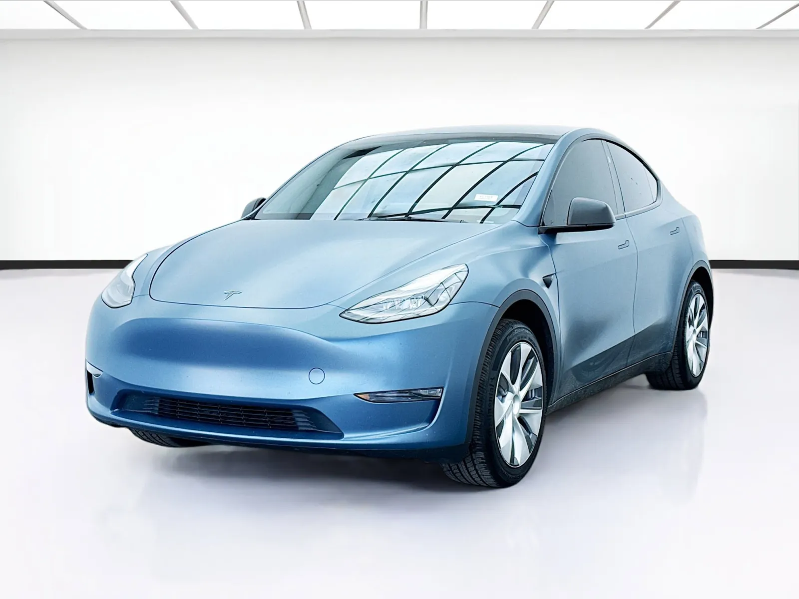 Blue 2024 Tesla Model Y for sale in Bellflower, CA