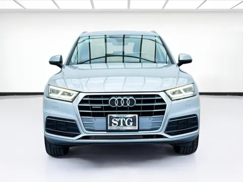 Photos of 2019 Audi Q5 2.0T Premium Plus quattro for sale in Bellflower, CA at STG Bellflower