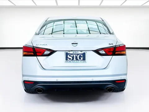 More photos of 2022 Nissan Altima 2.5 SR at STG Bellflower, CA