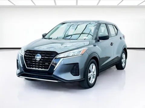 Gray 2021 Nissan Kicks S for sale in Bellflower, CA