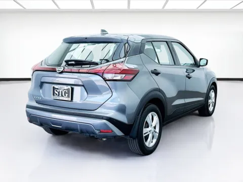 More photos of 2021 Nissan Kicks S at STG Bellflower, CA