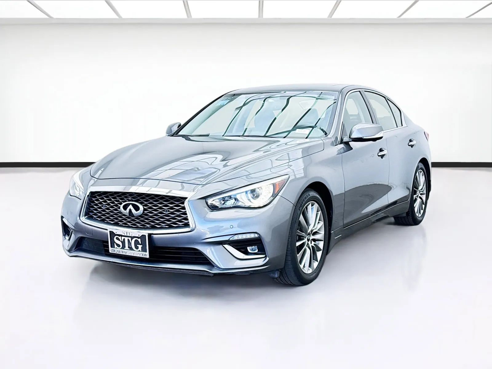 Gray 2022 INFINITI Q50 LUXE for sale in Bellflower, CA
