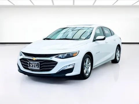 White 2022 Chevrolet Malibu LT for sale in Bellflower, CA
