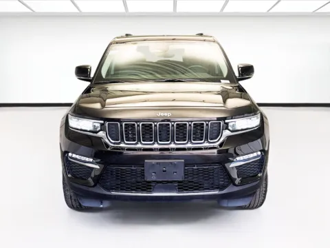 Photos of 2022 Jeep Grand Cherokee Limited for sale in Bellflower, CA at STG Bellflower