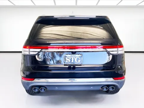 More photos of 2020 Lincoln Aviator Reserve at STG Bellflower, CA