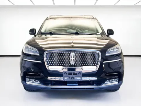 Photos of 2020 Lincoln Aviator Reserve for sale in Bellflower, CA at STG Bellflower
