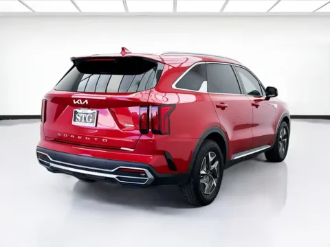 More photos of 2022 Kia Sorento Hybrid EX at STG Bellflower, CA