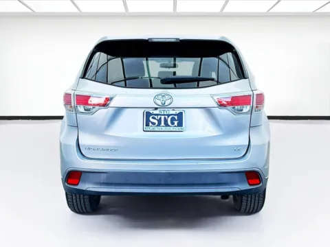 More photos of 2015 Toyota Highlander LE at STG Bellflower, CA