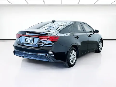 More photos of 2022 Kia Forte FE at STG Bellflower, CA