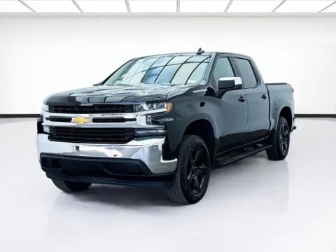 Black 2019 Chevrolet Silverado 1500 LT for sale in Bellflower, CA