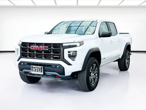 White 2023 GMC Canyon AT4 for sale in Bellflower, CA