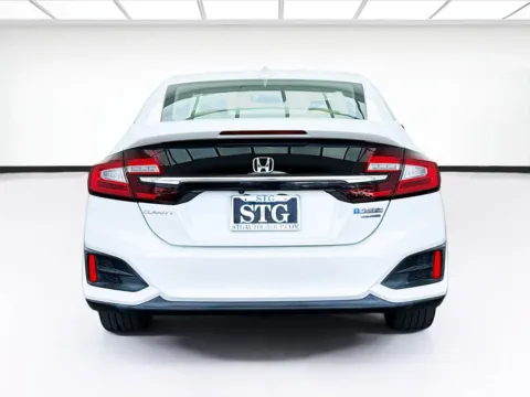 More photos of 2019 Honda Clarity Plug-In Hybrid Touring at STG Bellflower, CA