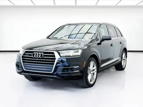 Black 2018 Audi Q7 3.0T Prestige quattro for sale in Bellflower, CA