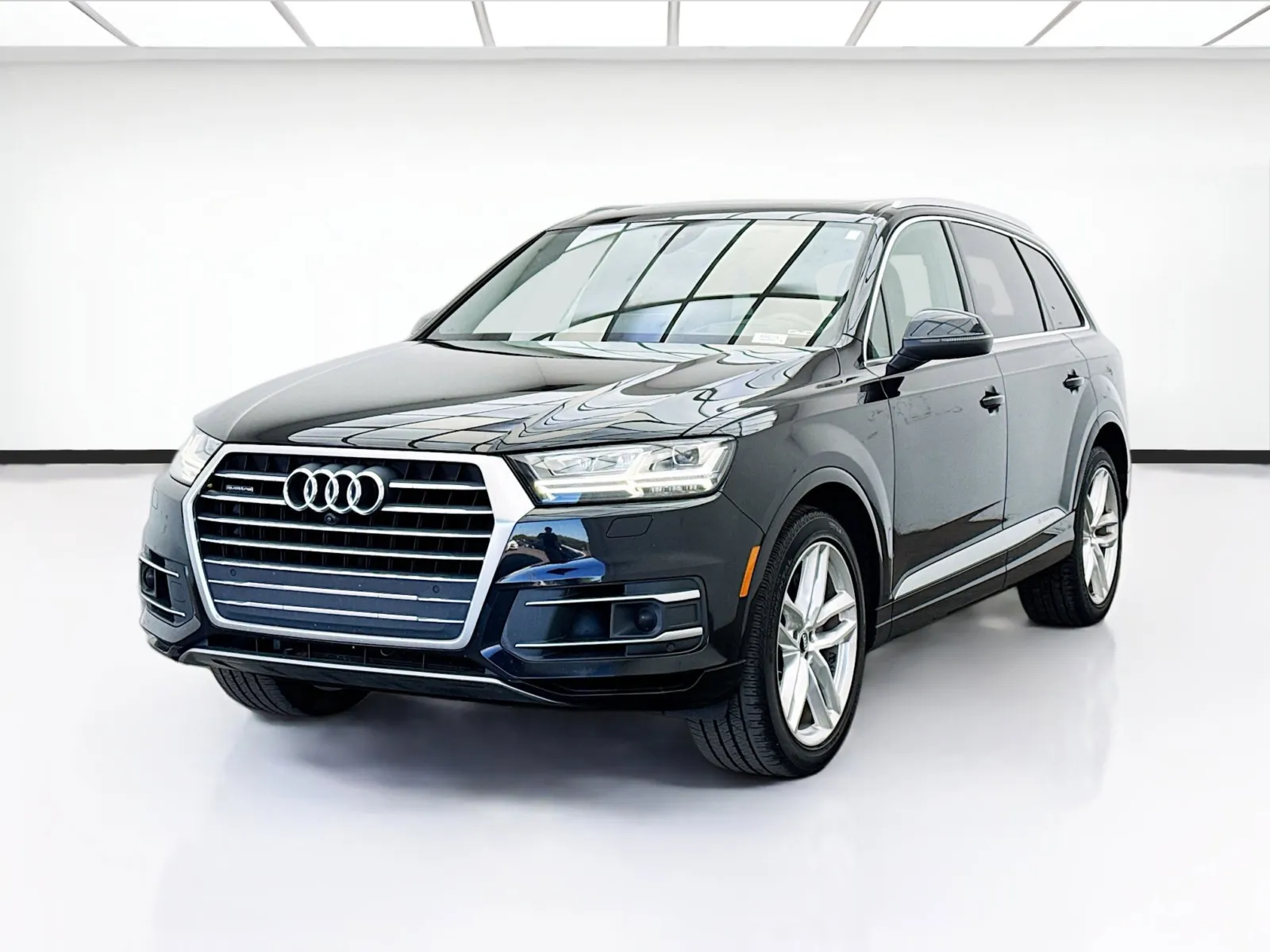 Black 2018 Audi Q7 3.0T Prestige quattro for sale in Bellflower, CA