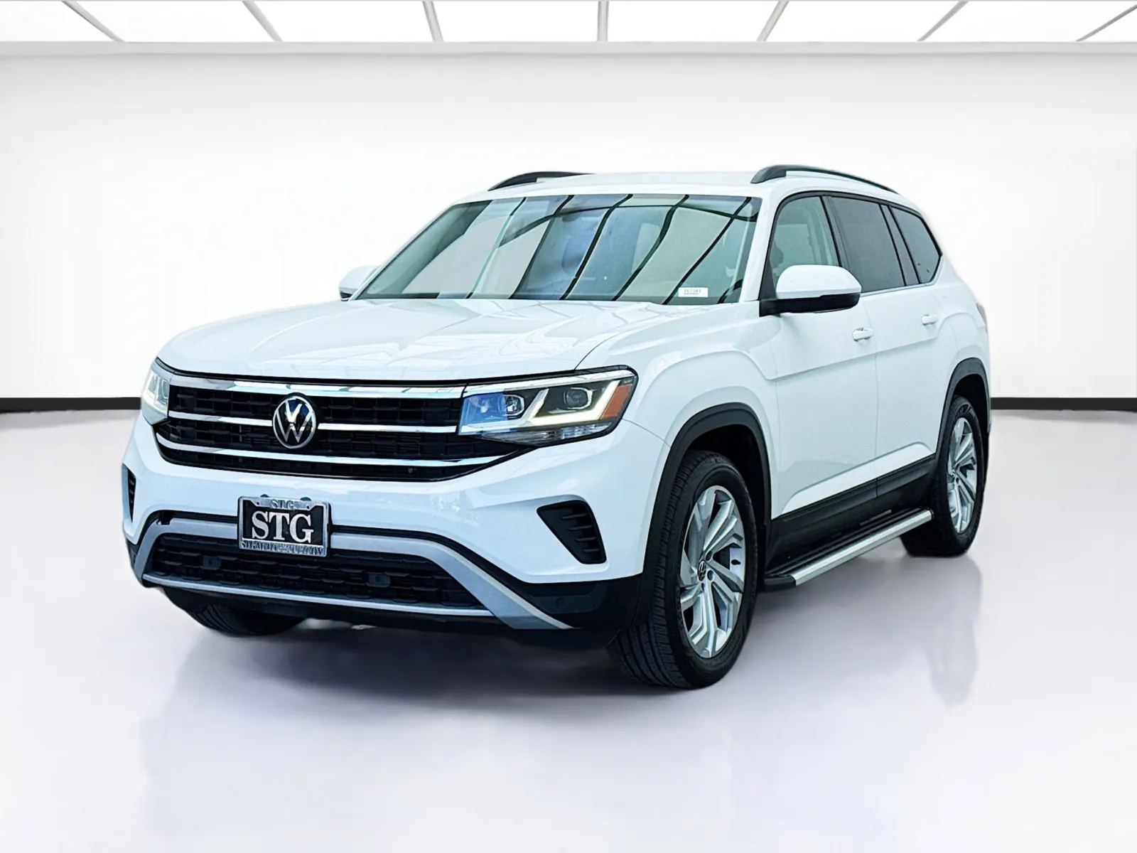 White 2021 Volkswagen Atlas 3.6L V6 SE w/Technology for sale in Bellflower, CA