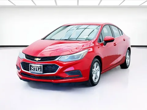 Red 2018 Chevrolet Cruze LT for sale in Bellflower, CA
