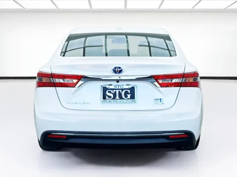 More photos of 2018 Toyota Avalon at STG Bellflower, CA