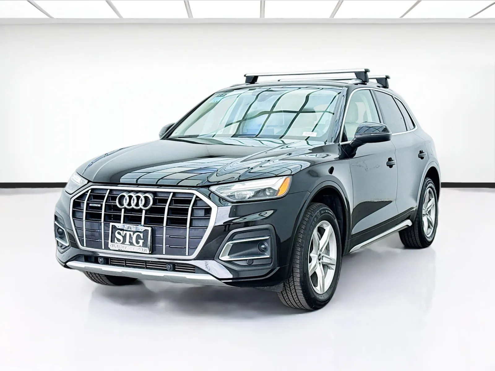 Black 2021 Audi Q5 45 Premium quattro for sale in Bellflower, CA