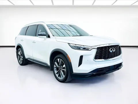 Another view of 2023 INFINITI QX60 LUXE for sale in Bellflower, CA at STG Bellflower
