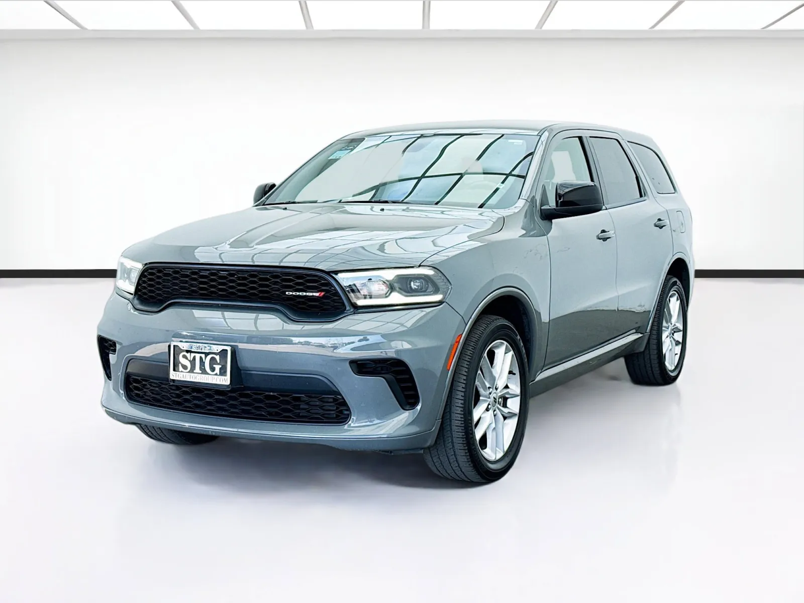 Gray 2023 Dodge Durango GT for sale in Bellflower, CA