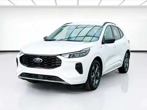 White 2023 Ford Escape ST-Line for sale in Bellflower, CA