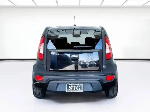 More photos of 2013 Kia Soul at STG Bellflower, CA