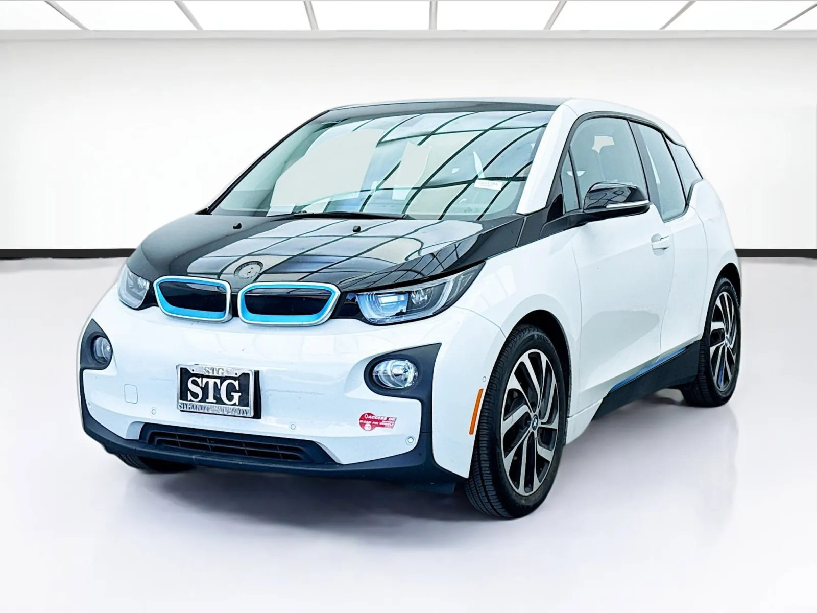 White 2017 BMW i3 94Ah for sale in Bellflower, CA