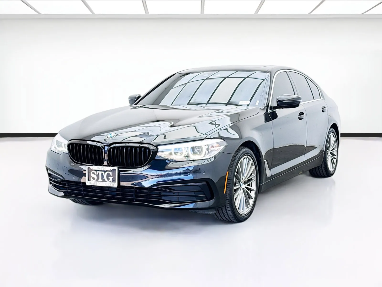 Black 2020 BMW 5 Series 530i for sale in Bellflower, CA