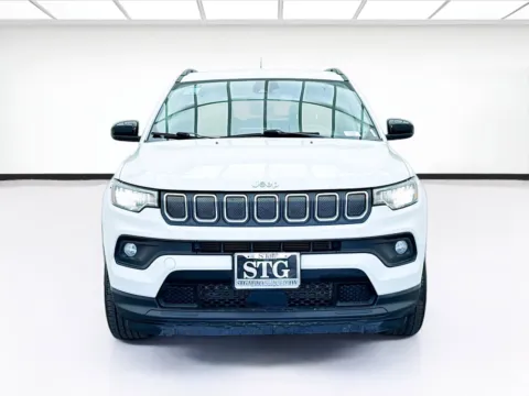 Photos of 2022 Jeep Compass Latitude for sale in Bellflower, CA at STG Bellflower