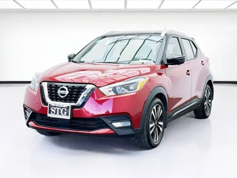 Red 2020 Nissan Kicks SR for sale in Bellflower, CA