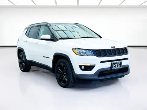 Another view of 2020 Jeep Compass Altitude for sale in Bellflower, CA at STG Bellflower