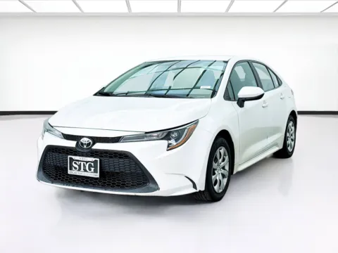 White 2021 Toyota Corolla LE for sale in Bellflower, CA